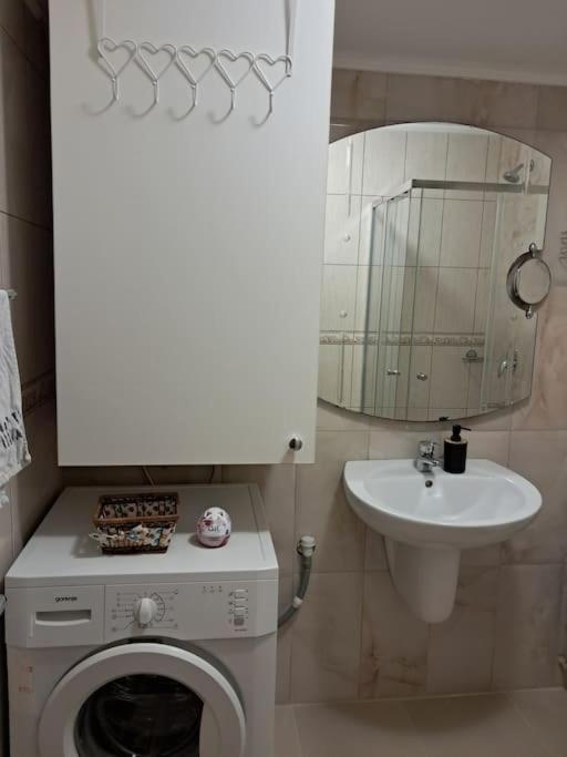 Holiday Home Apartment Budva Eksteriør billede