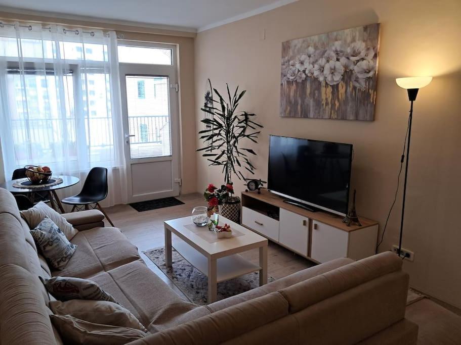 Holiday Home Apartment Budva Eksteriør billede